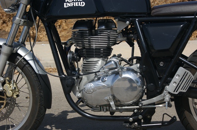 Royal Enfield continental GT perfil motor