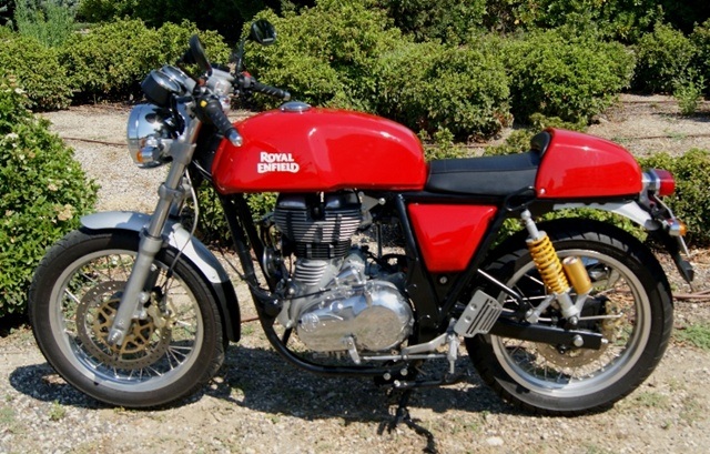 Royan Enfield Continental GT Roja