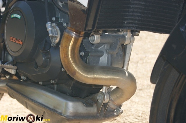 KTM 690 Duke prueba a fondo Motor y escape