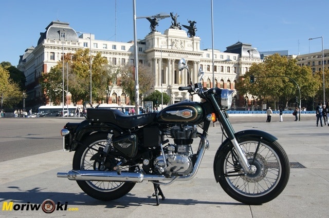 Royal Enfield madrid bullet 500Ministerio