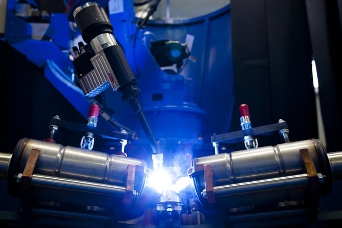 Akrapovic Responde Welding robot