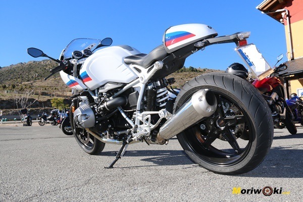 BMW R nine T Racer abajo