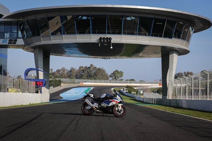 BMW S1000RR prueba Ismael Bonilla 12