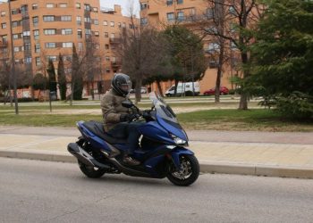 Prueba Kymco Xciting 400 S