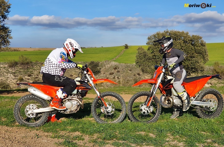  Comparativa enduro 2T & 4T. Contraportada.