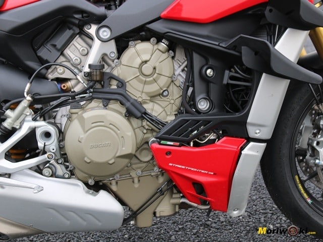 Ducati Streetfighter V4 S motor.