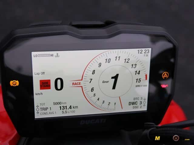 Pantalla TFT Ducati Streetfighter V4 S
