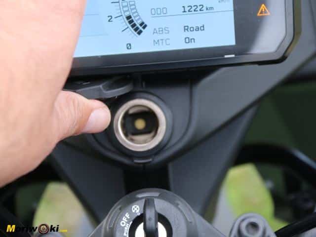 Cargador MP3. Prueba KTM 390 Adventure.