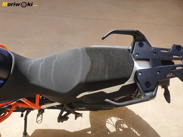 Prueba-KTM-1290-Super-Adventure-R-2021-asiento