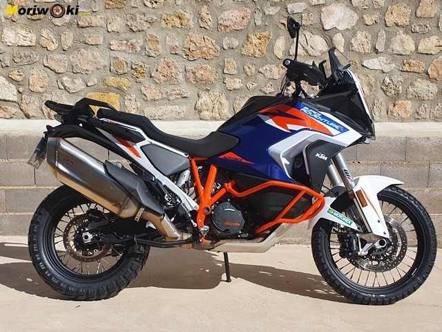 Prueba-KTM-1290-Super-Adventure-R-2021-perfil-dcho