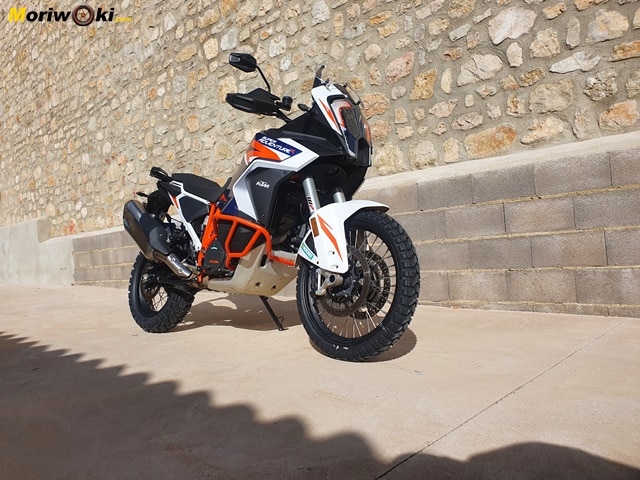 Prueba-KTM-1290-Super-Adventure-R-2021-planta