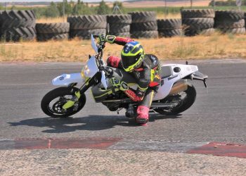 Prueba-Husqvarna-701-Supermoto-Portada