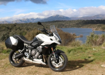 Triumph Tiger 660 Sport a fondo Portada