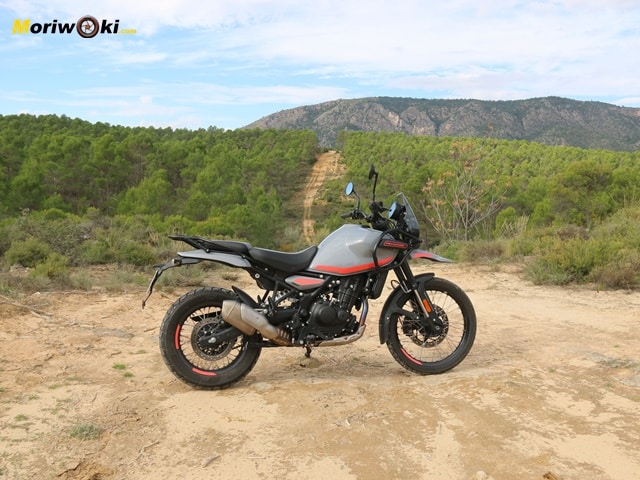 Prueba Royal Enfield Himalayan 450 Perfil